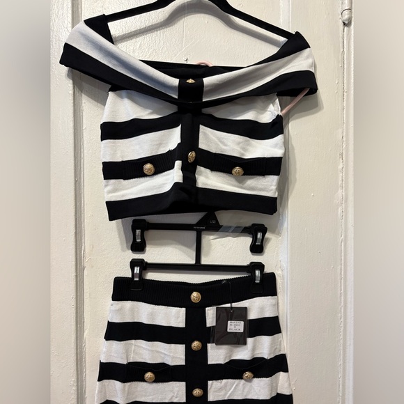 Black and White Striped Women's Skirt Set with off the shoulders top. - Picture 6 of 7